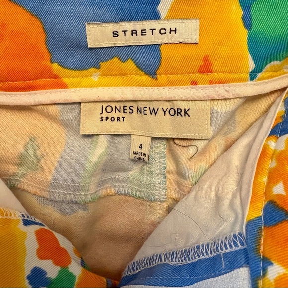Jones New York Blue & Orange Floral Stretch Cropped Sport Pants, Womens Size 4 - Picture 3 of 8